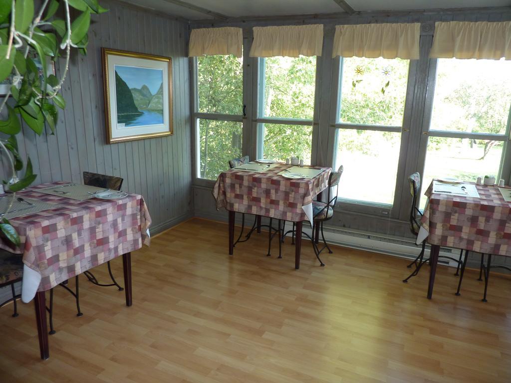 Auberge Petite Plaisance 라말베 외부 사진
