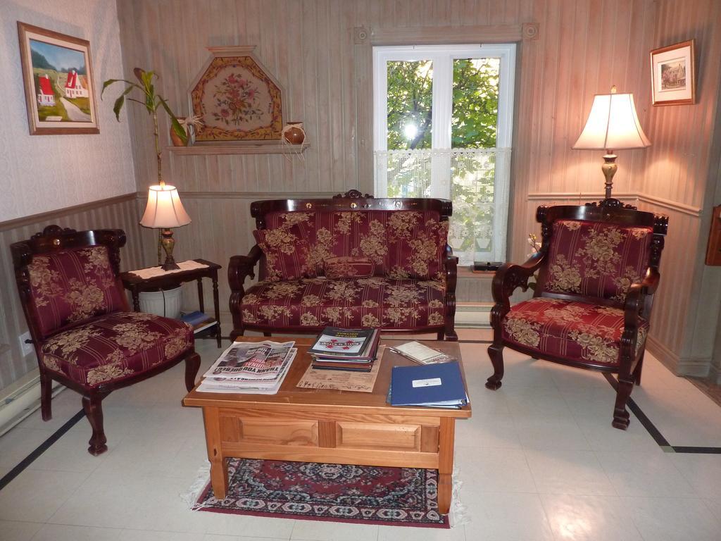 Auberge Petite Plaisance 라말베 외부 사진