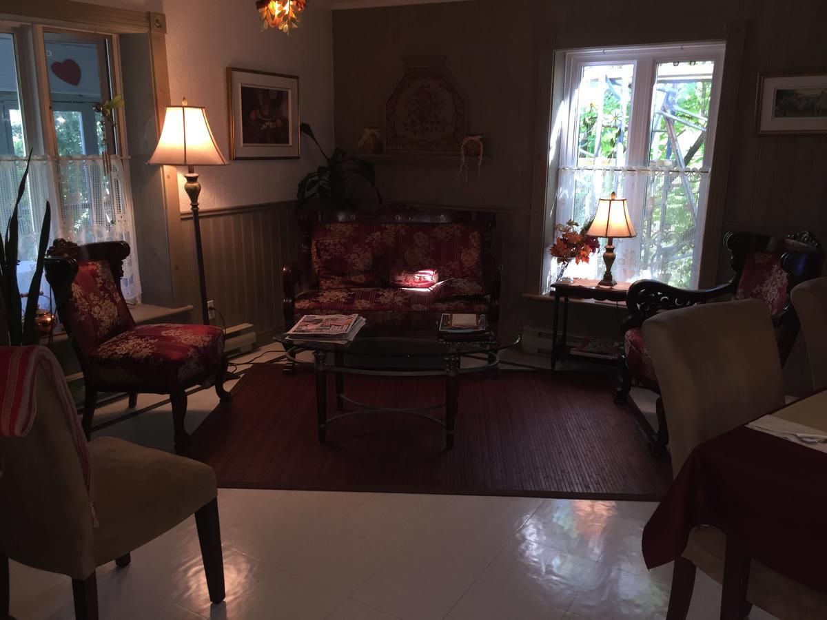 Auberge Petite Plaisance 라말베 외부 사진