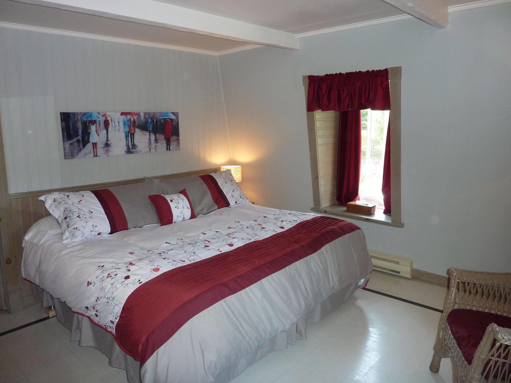 Auberge Petite Plaisance 라말베 외부 사진