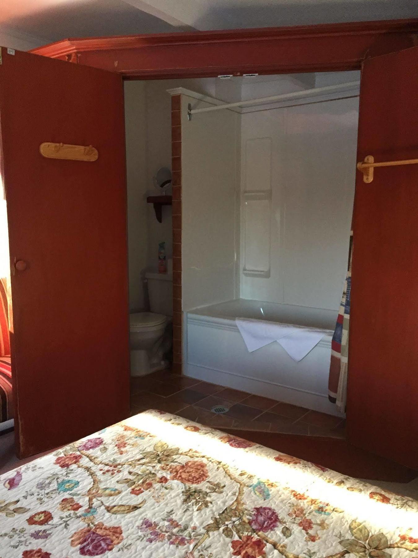 Auberge Petite Plaisance 라말베 외부 사진